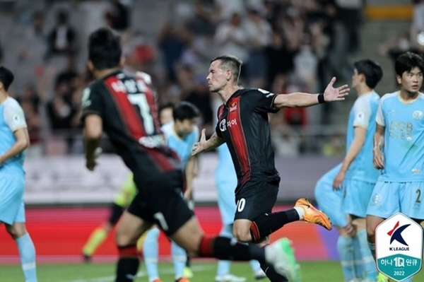 7월 16일 '하나원큐 K리그1 2022' 22라운드 대구와의 경기에서 결승골을 터뜨린 서울 일류첸코 ©연합뉴스=한국프로축구연맹 제공