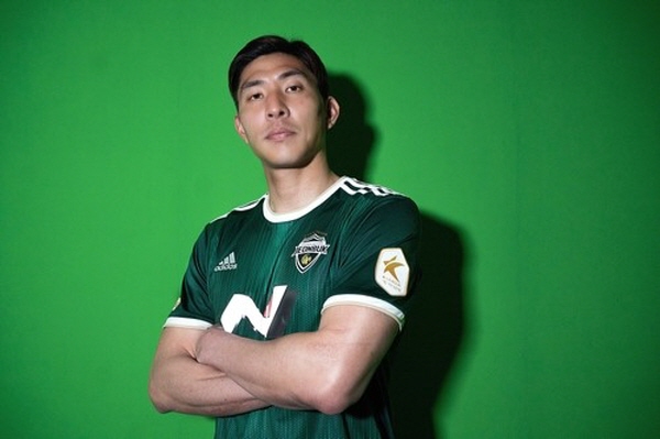 전북 현대와 1년 재계약에 합의한 윤영선 ©연합뉴스 전북 현대와 1년 재계약에 합의한 윤영선 ©연합뉴스