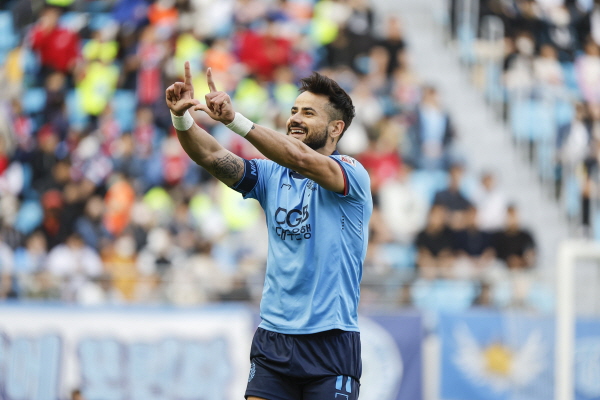 8라운드 대전과의 경기에서 결승골을 기록한 세징야 ©대구 FC 제공 8라운드 대전과의 경기에서 결승골을 기록한 세징야 ©대구 FC 제공