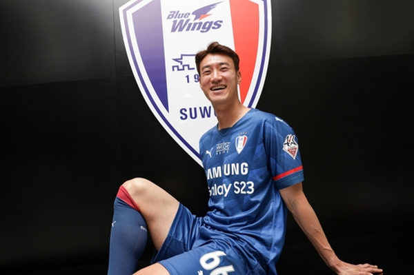 카드 누적 징계에서 돌아오는 수원삼성의 김주원 ©연합뉴스= 수원 삼성 제공 카드 누적 징계에서 돌아오는 수원삼성의 김주원 ©연합뉴스= 수원 삼성 제공