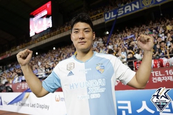8일 펼쳐진 '하나원큐 K리그1 2023' 21라운드 포항 스틸러스와의 경기에서 결승골을 터뜨리며 팀 승리를 이끈 울산 주민규 ©연합뉴스=한국프로축구연맹 제공 8일 펼쳐진 '하나원큐 K리그1 2023' 21라운드 포항 스틸러스와의 경기에서 결승골을 터뜨리며 팀 승리를 이끈 울산 주민규 ©연합뉴스=한국프로축구연맹 제공