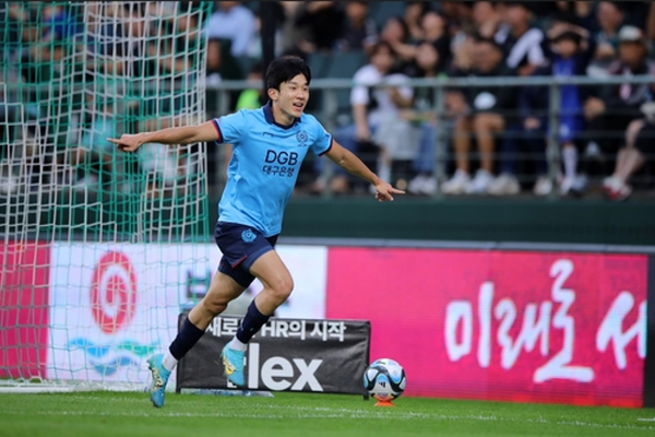 지난 9월 30일 전북과의 경기에서 득점한 뒤 기뻐하는 고재현 ©연합뉴스=한국프로축구연맹 제공 지난 9월 30일 전북과의 경기에서 득점한 뒤 기뻐하는 고재현 ©연합뉴스=한국프로축구연맹 제공