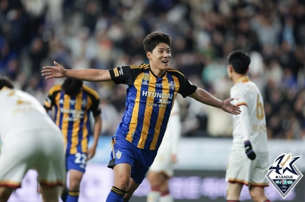 2년 만에 득점왕을 노리는 울산의 주민규 ©연합뉴스=한국프로축구연맹 제공 2년 만에 득점왕을 노리는 울산의 주민규 ©연합뉴스=한국프로축구연맹 제공